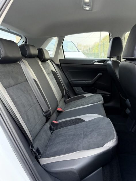VOLKSWAGEN POLO 1.0 TSI 110 CH CARAT 2021