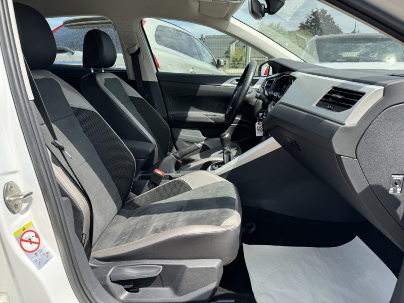 VOLKSWAGEN POLO 1.0 TSI 110 CH CARAT CARPLAY / SIEGES AV CHAUFFANTS