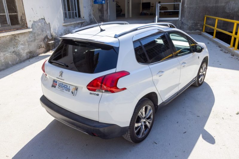 PEUGEOT 2008 1.2 PURE TECH 110 ALLURE 2015