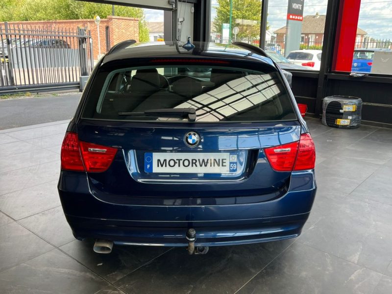🚗 BMW SÉRIE 3 TOURING 318d ⚙️ 📱 Bluetooth 🧭 Navigation 🔗 Attelage