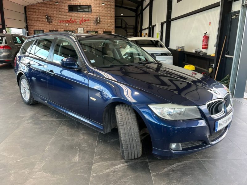 🚗 BMW SÉRIE 3 TOURING 318d ⚙️ 📱 Bluetooth 🧭 Navigation 🔗 Attelage