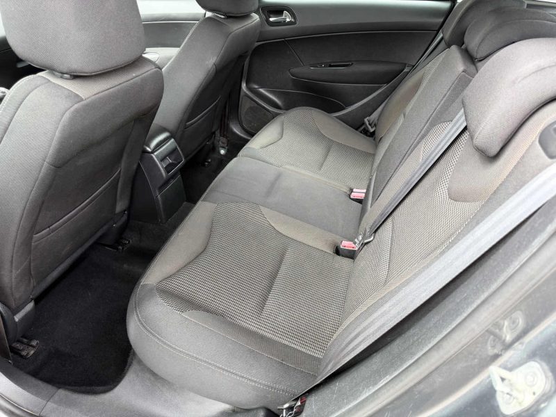 PEUGEOT 308 1.6 E-HDI 115 Pack Style - Clim - GPS - Bluetooth - Révisée & Garantie 6 Mois