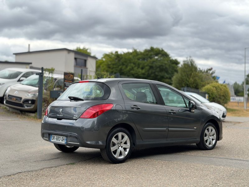 PEUGEOT 308 1.6 E-HDI 115 Pack Style - Clim - GPS - Bluetooth - Révisée & Garantie 6 Mois
