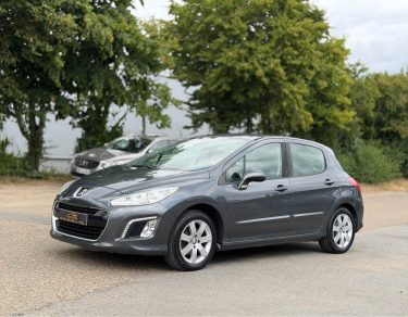 PEUGEOT 308 1.6 E-HDI 115 STYLE - Clim - GPS - Bluetooth - Révisée & Garantie 6 Mois