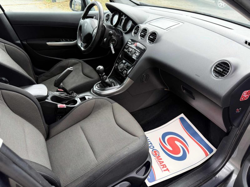 PEUGEOT 308 1.6 E-HDI 115 Pack Style - Clim - GPS - Bluetooth - Révisée & Garantie 6 Mois