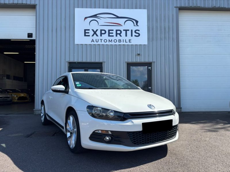 VOLKSWAGEN SCIROCCO 2.0 TSi DSG6 PACK TEAM 210CV