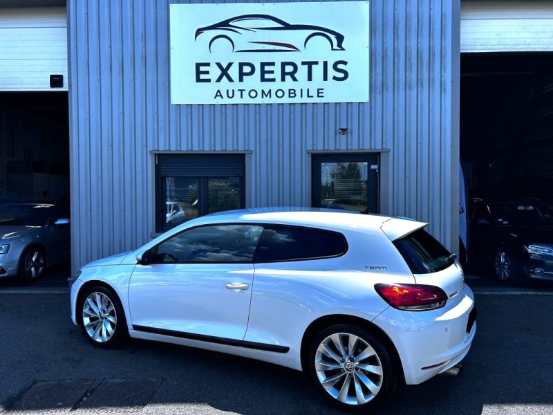 VOLKSWAGEN SCIROCCO 2.0 TSi DSG6 PACK TEAM 210CV