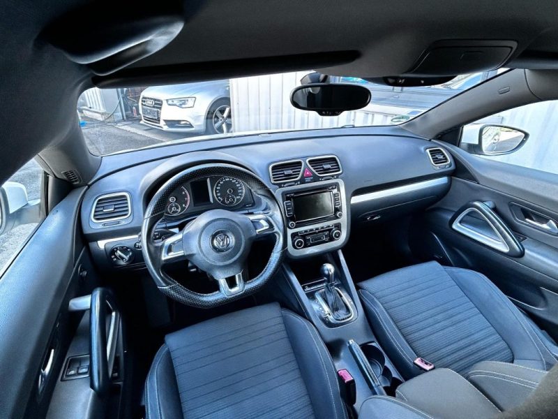 VOLKSWAGEN SCIROCCO 2.0 TSi DSG6 PACK TEAM 210CV