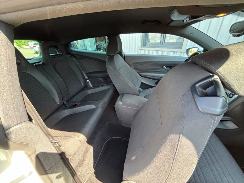 VOLKSWAGEN SCIROCCO 2.0 TSi DSG6 PACK TEAM 210CV
