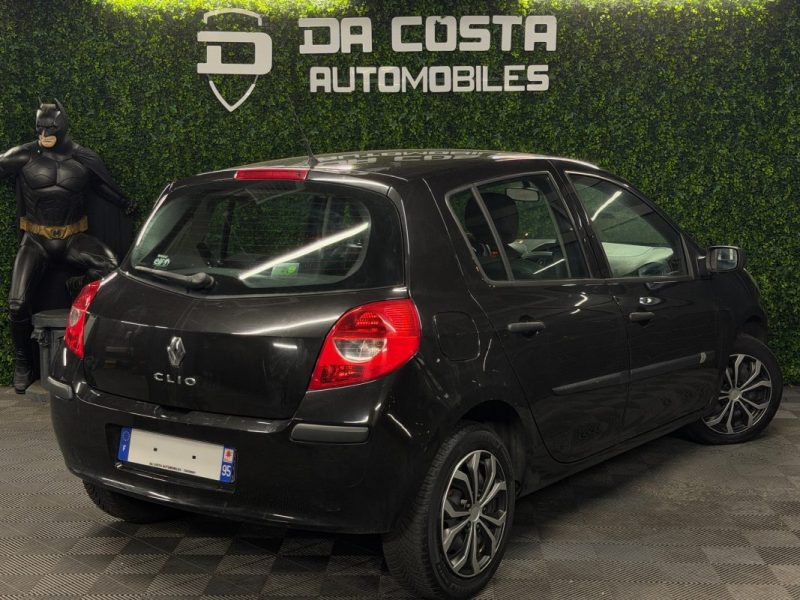 RENAULT CLIO 3 III 1.5 DCI 70 Cv 5 PORTES - GARANTIE 1 AN