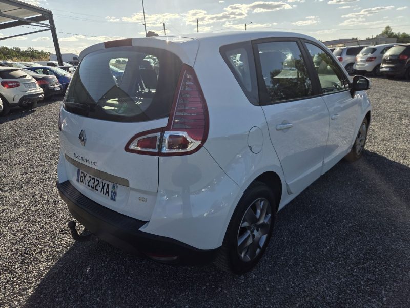 RENAULT SCÉNIC III DCI 110CV EXPRESSION 2011 163000 km 