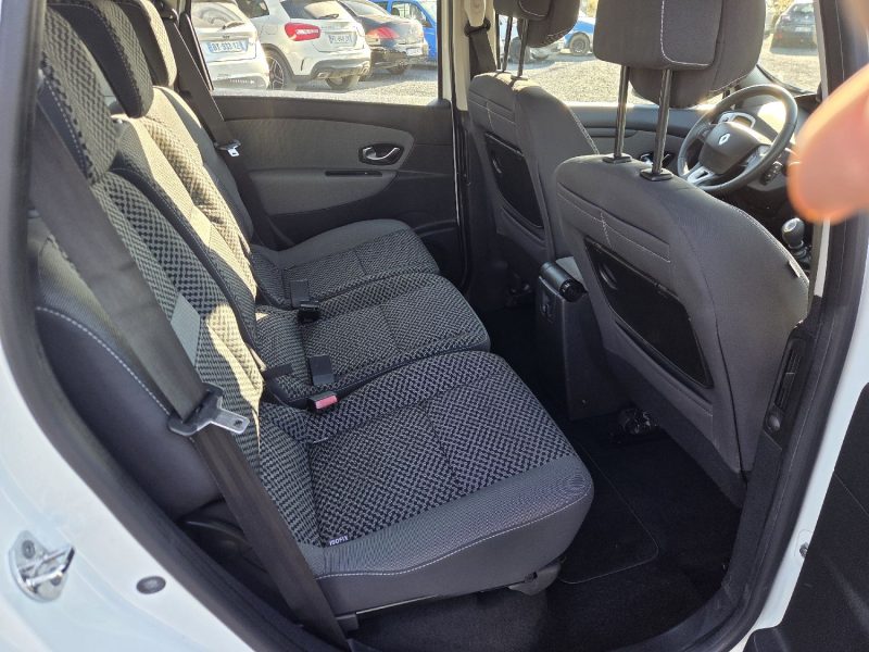 RENAULT SCÉNIC III DCI 110CV EXPRESSION 2011 163000 km 