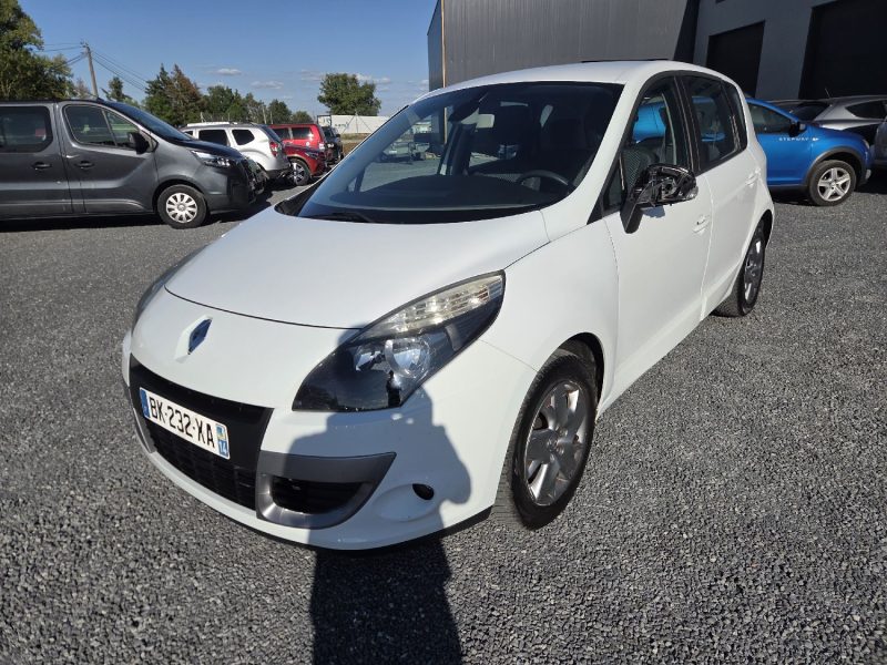 RENAULT SCÉNIC III DCI 110CV EXPRESSION 2011 163000 km 