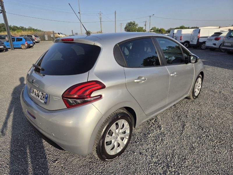 PEUGEOT 208 1.6 BLUE HDI 75 ACCES 2015 179000 KM 