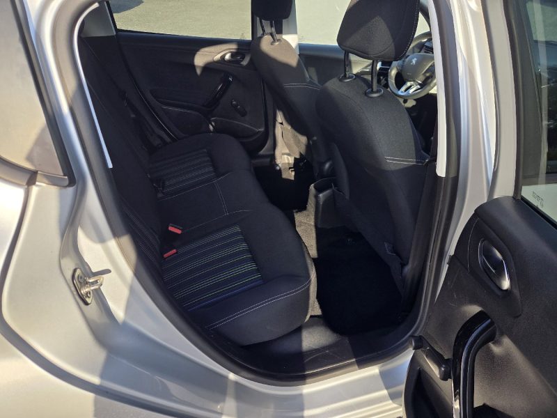 PEUGEOT 208 1.6 BLUE HDI 75 ACCES 2015 179000 KM 