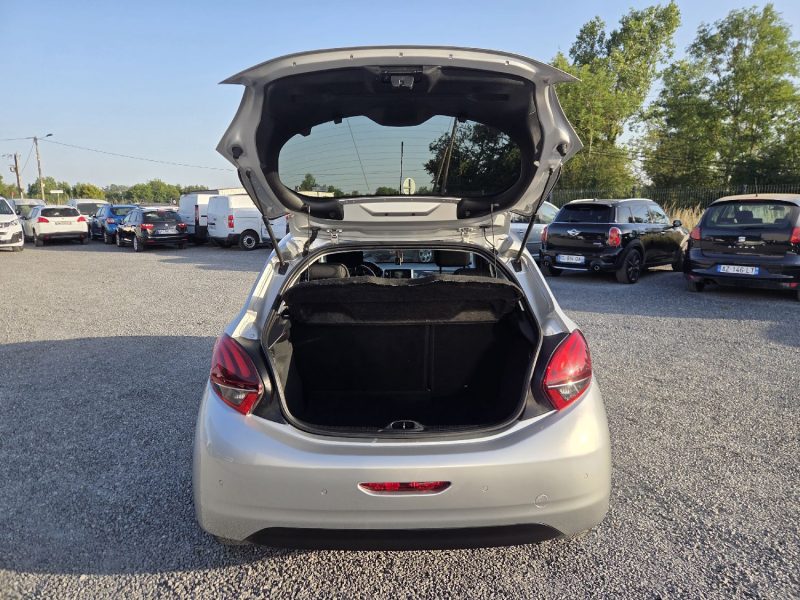 PEUGEOT 208 1.6 BLUE HDI 75 ACCES 2015 179000 KM 