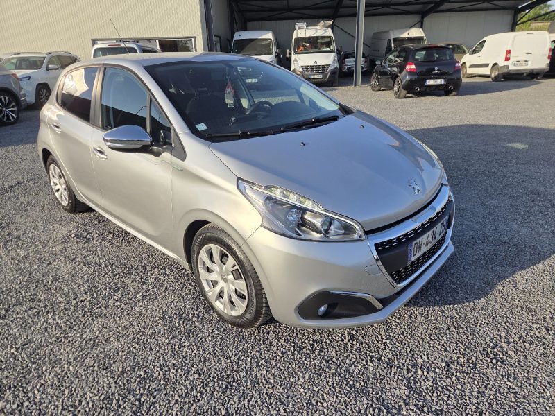 PEUGEOT 208 1.6 BLUE HDI 75 ACCES 2015 179000 KM 