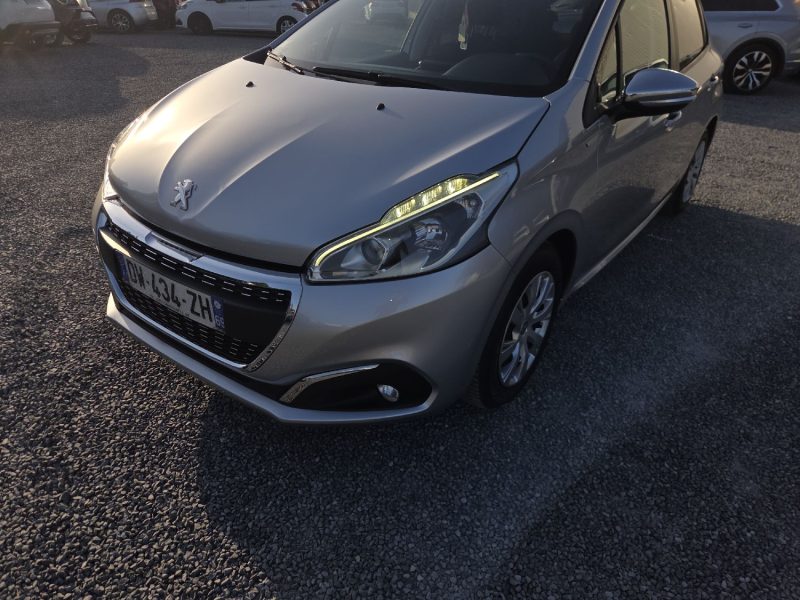 PEUGEOT 208 1.6 BLUE HDI 75 ACCES 2015 179000 KM 