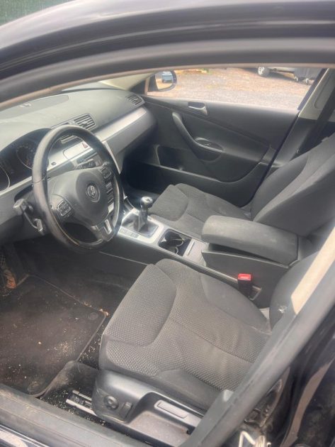 VOLKSWAGEN PASSAT EMBASSY 2.0 TDI 110 2010