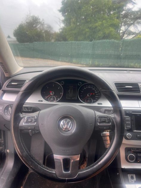 VOLKSWAGEN PASSAT EMBASSY 2.0 TDI 110 2010