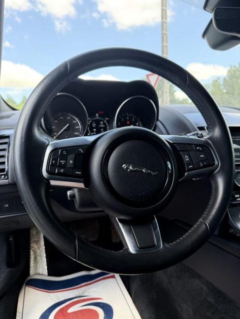 JAGUAR  F-TYPE  2018