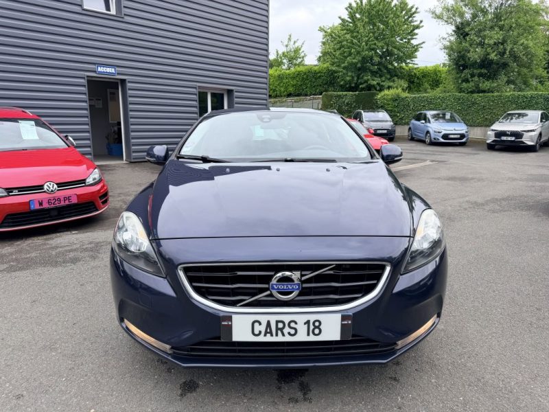 VOLVO V40 II T3 150 MOMENTUM 2013