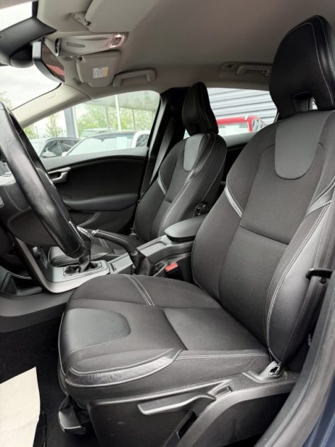 VOLVO V40 II T3 150 MOMENTUM 2013