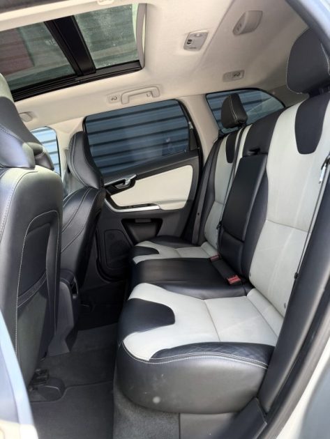 VOLVO XC60 (2) D4 181 CH XENIUM GEARTRONIC 8 2015