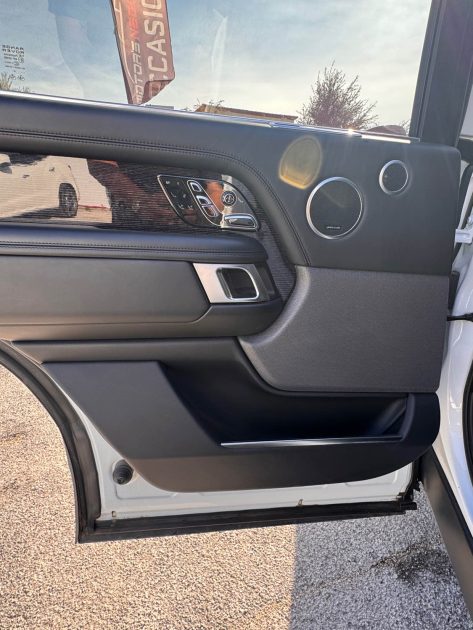 LAND ROVER RANGE ROVER 5.0 V8 SUPERCHARGED LIMOUSINE