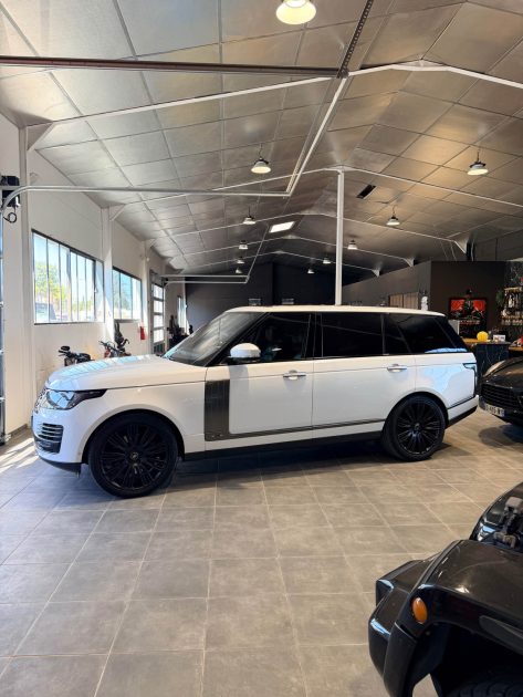 LAND ROVER RANGE ROVER 5.0 V8 SUPERCHARGED LIMOUSINE