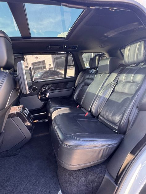 LAND ROVER RANGE ROVER 5.0 V8 SUPERCHARGED LIMOUSINE