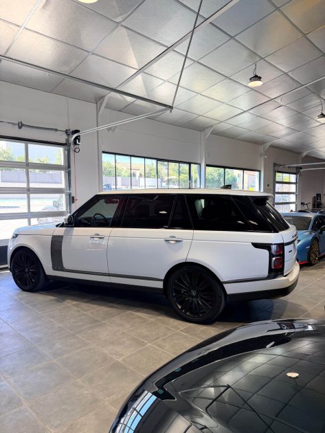 LAND ROVER RANGE ROVER 5.0 V8 SUPERCHARGED LIMOUSINE