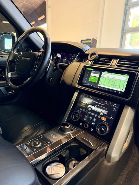 LAND ROVER RANGE ROVER 5.0 V8 SUPERCHARGED LIMOUSINE