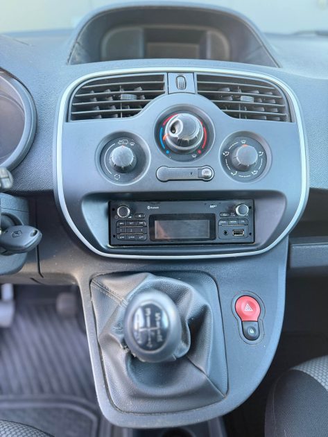 RENAULT KANGOO II - 1.5 DCI - 90 ch - CONFORT - GARANTIE 3 MOIS 