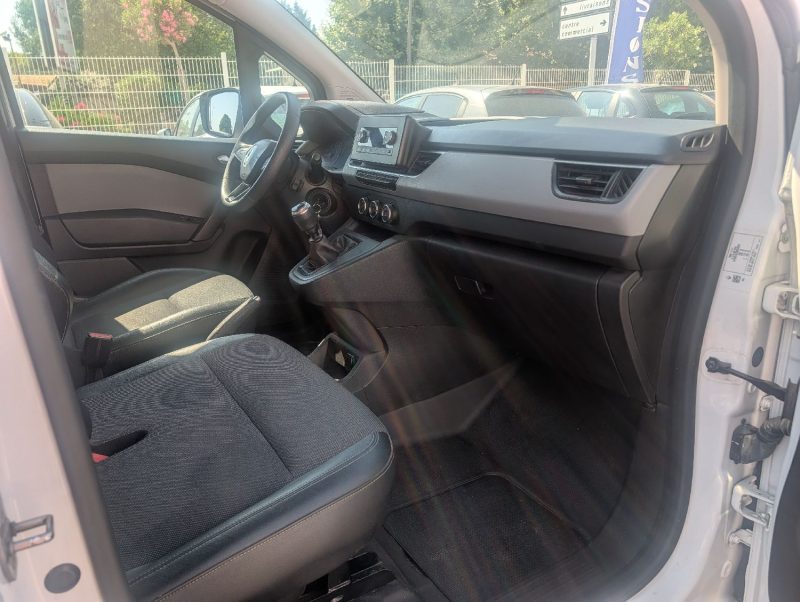 RENAULT KANGOO VAN 3 1.5 BLUE DCI  1ERE  MAIN TVA RECUPERABLE