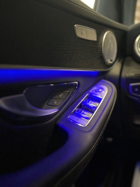 MERCEDES 300EQ 4MATIC 2.0 320CH HYBRID RECHARGEABLE (SONO BURMASTER, ATTELAGE, APPLE CARPLAY) 