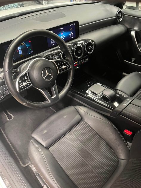 MAGNIFIQUE MERCEDES CLASSE A A180 D STYLE LINE 115 CH (APPLE CARPLAY, CAMERA DE RECUL) ⭐️⭐️⭐️⭐️⭐️