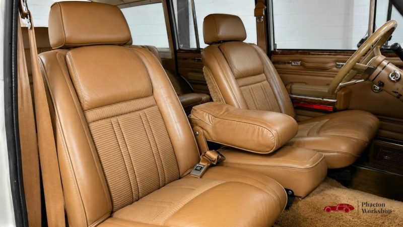 Jeep Grand Wagoneer | 5.9L V8 | BVA | 4x4 | Toit Ouvrant| Gros Frais Recents