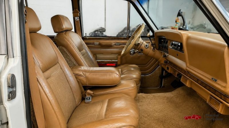 Jeep Grand Wagoneer | 5.9L V8 | BVA | 4x4 | Toit Ouvrant| Gros Frais Recents