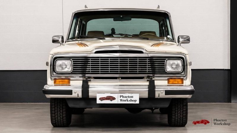 Jeep Grand Wagoneer | 5.9L V8 | BVA | 4x4 | Toit Ouvrant| Gros Frais Recents
