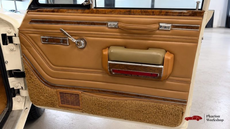 Jeep Grand Wagoneer | 5.9L V8 | BVA | 4x4 | Toit Ouvrant| Gros Frais Recents