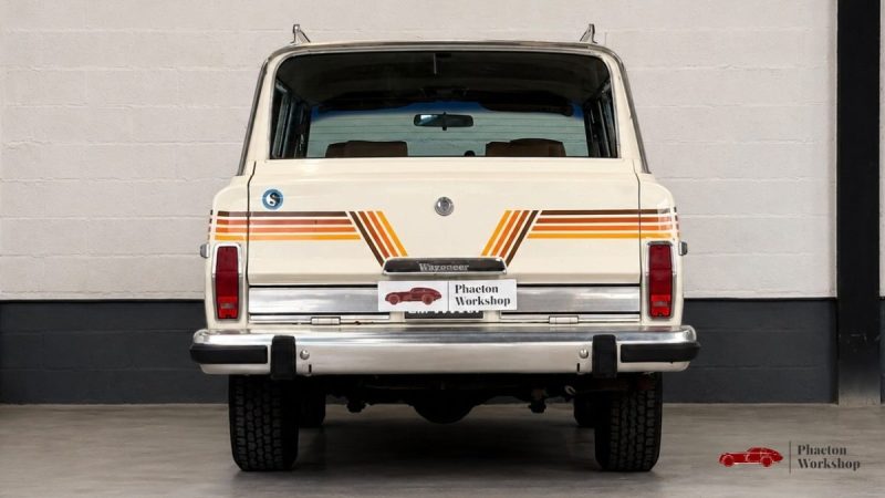 Jeep Grand Wagoneer | 5.9L V8 | BVA | 4x4 | Toit Ouvrant| Gros Frais Recents