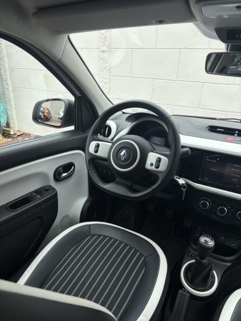 Renault Twingo 3 1.0 Sce 75ch Intens (Garantie 6 mois | Origine France | Suivi Pro)