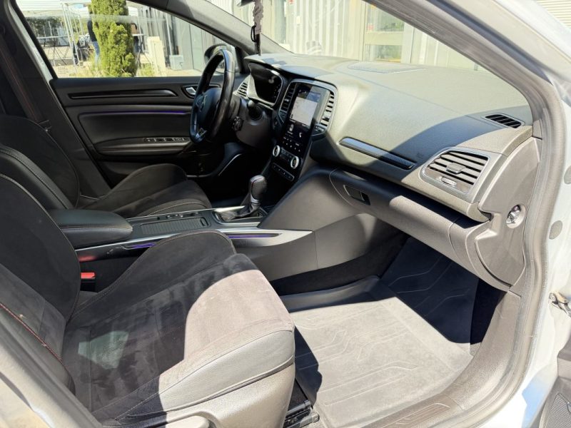 RENAULT MEGANE IV 1.3 TCE - 160 ch - RS Line - ENTRETIENT RENAULT - BOSE