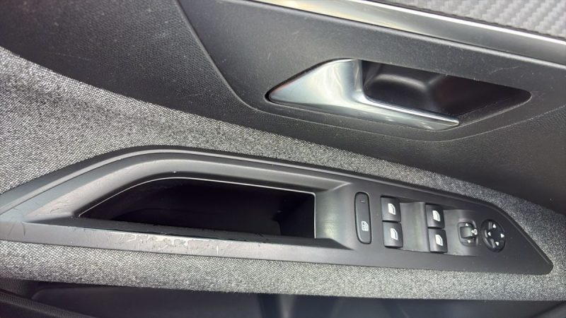 3008 1,5 HDI 130CH 2019 GPS BOITE AUTO 1ère MAIN 12990 TTC