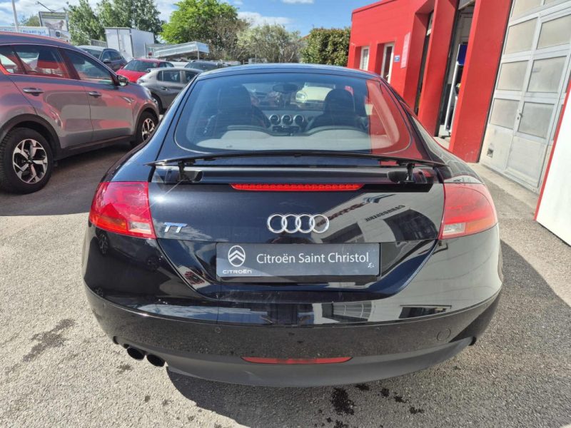 AUDI TT 1.8 TFSI 160