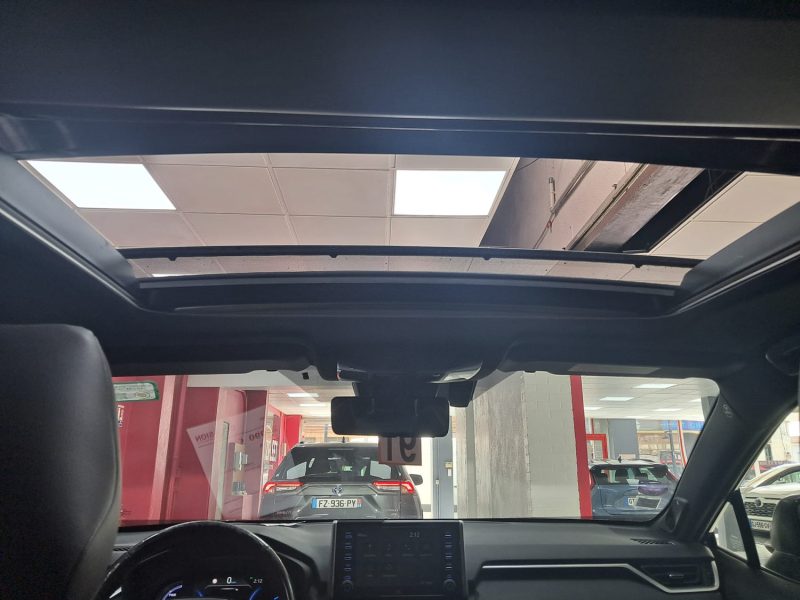 TOYOTA RAV4 SUV HYBRIDE 218cv COLLECTION + TOIT PANORAMIQUE OUVRANT/1 ERE MAIN/TVA RECUPERABLE
