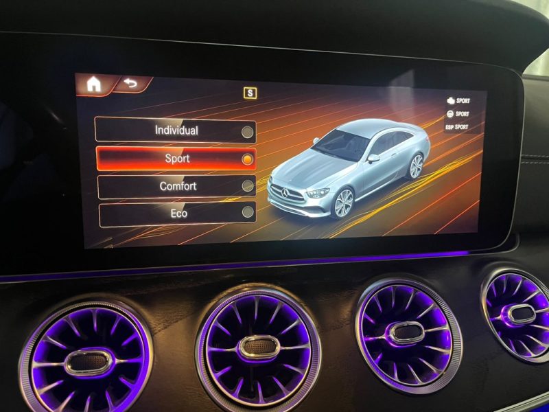 MERCEDES CLASSE E COUPE 220 D AMG LINE 9G-TRONIC - Full Option - Toit Ouvrant - Éclairage Ambiance