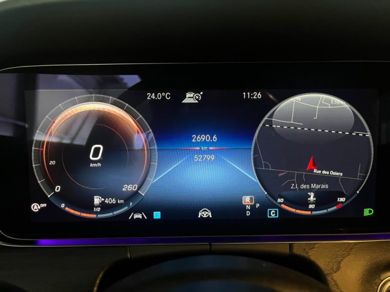 MERCEDES CLASSE E COUPE 220 D AMG LINE 9G-TRONIC - Full Option - Toit Ouvrant - Éclairage Ambiance