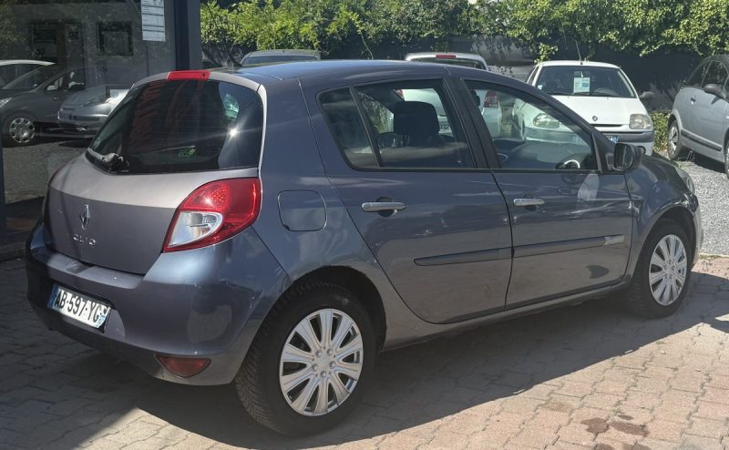 RENAULT CLIO III EXPRESSION 1.5DCI 86CV / RÉVISÉE&GARANTIE 2009